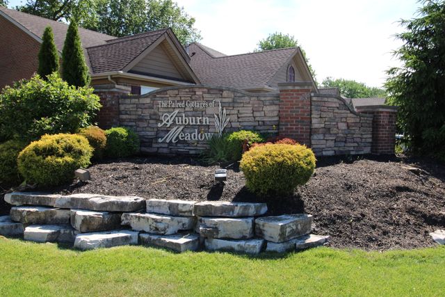 1203 Poppyfield Place, Schererville, IN 46375
