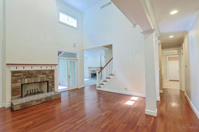 2321 Manistique Lakes Drive, Lebanon, OH 45036