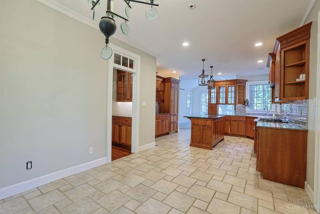 2321 Manistique Lakes Drive, Lebanon, OH 45036