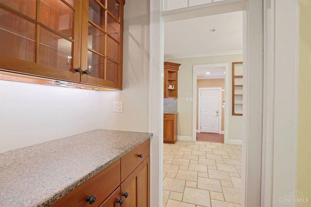 2321 Manistique Lakes Drive, Lebanon, OH 45036