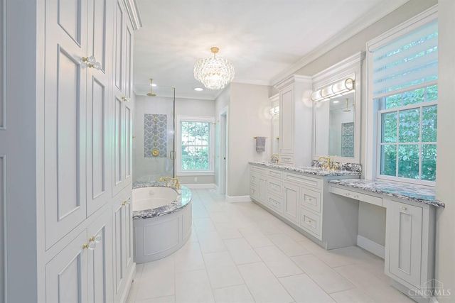 2321 Manistique Lakes Drive, Lebanon, OH 45036