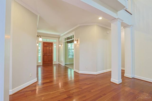 2321 Manistique Lakes Drive, Lebanon, OH 45036