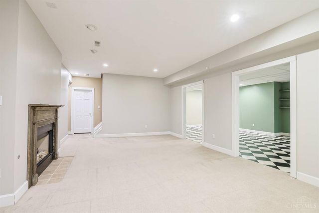 2321 Manistique Lakes Drive, Lebanon, OH 45036