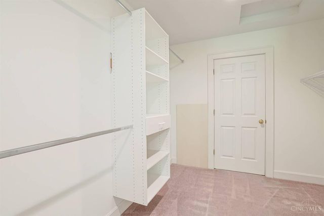 2321 Manistique Lakes Drive, Lebanon, OH 45036