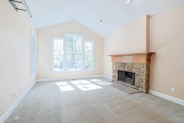 2321 Manistique Lakes Drive, Lebanon, OH 45036