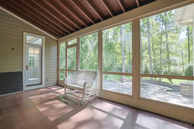 2321 Manistique Lakes Drive, Lebanon, OH 45036