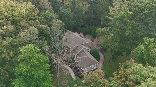 2321 Manistique Lakes Drive, Lebanon, OH 45036