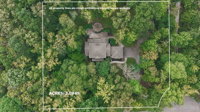 2321 Manistique Lakes Drive, Lebanon, OH 45036