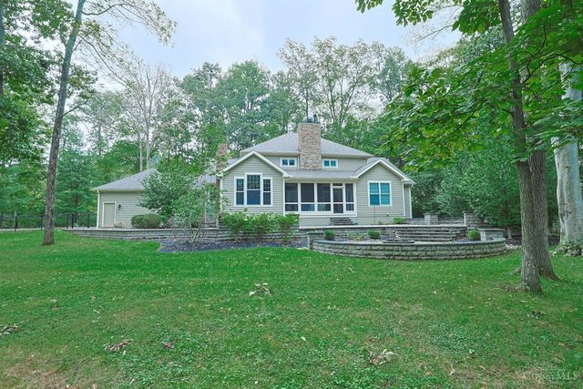 2321 Manistique Lakes Drive, Lebanon, OH 45036