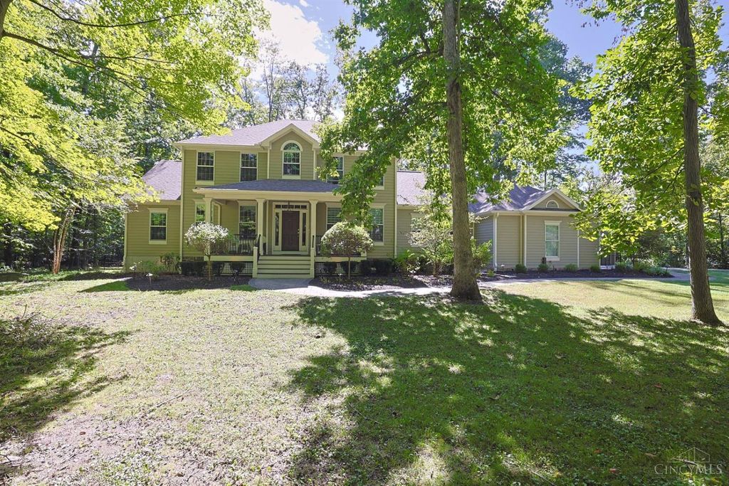 2321 Manistique Lakes Drive, Lebanon, OH 45036