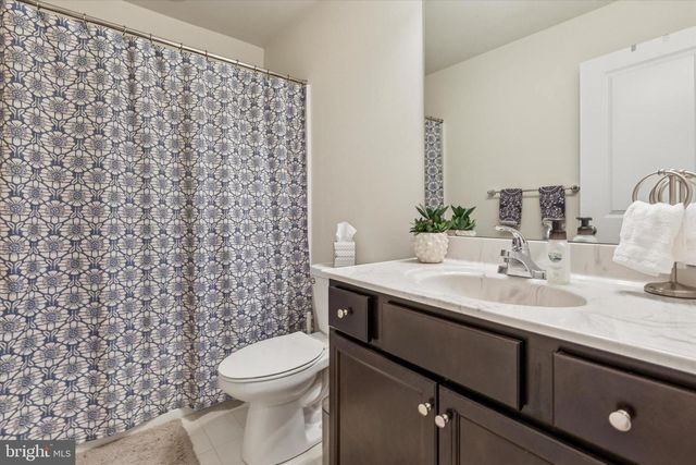 425 CHERRY BLOSSOM LANE, Norristown, PA 19403