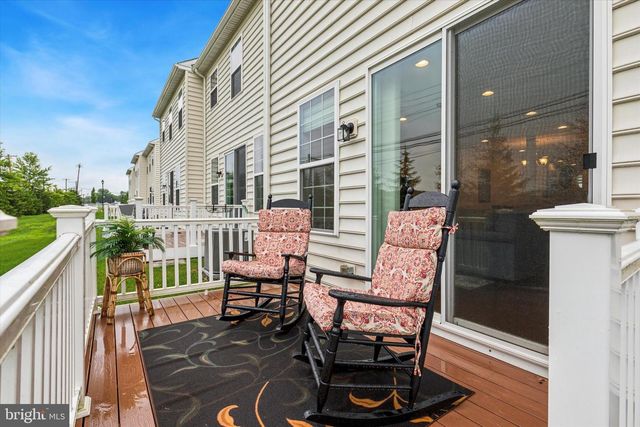 425 CHERRY BLOSSOM LANE, Norristown, PA 19403