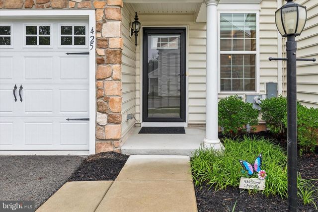 425 CHERRY BLOSSOM LANE, Norristown, PA 19403