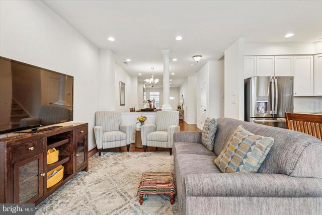 425 CHERRY BLOSSOM LANE, Norristown, PA 19403