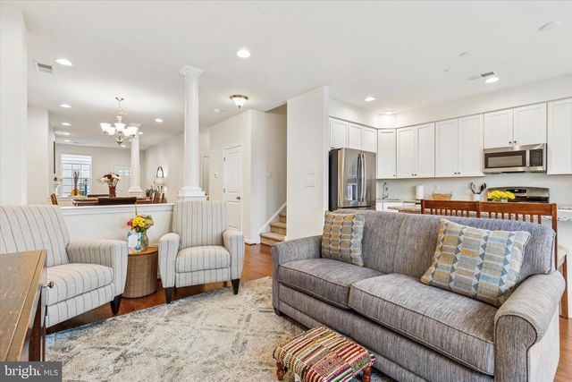 425 CHERRY BLOSSOM LANE, Norristown, PA 19403