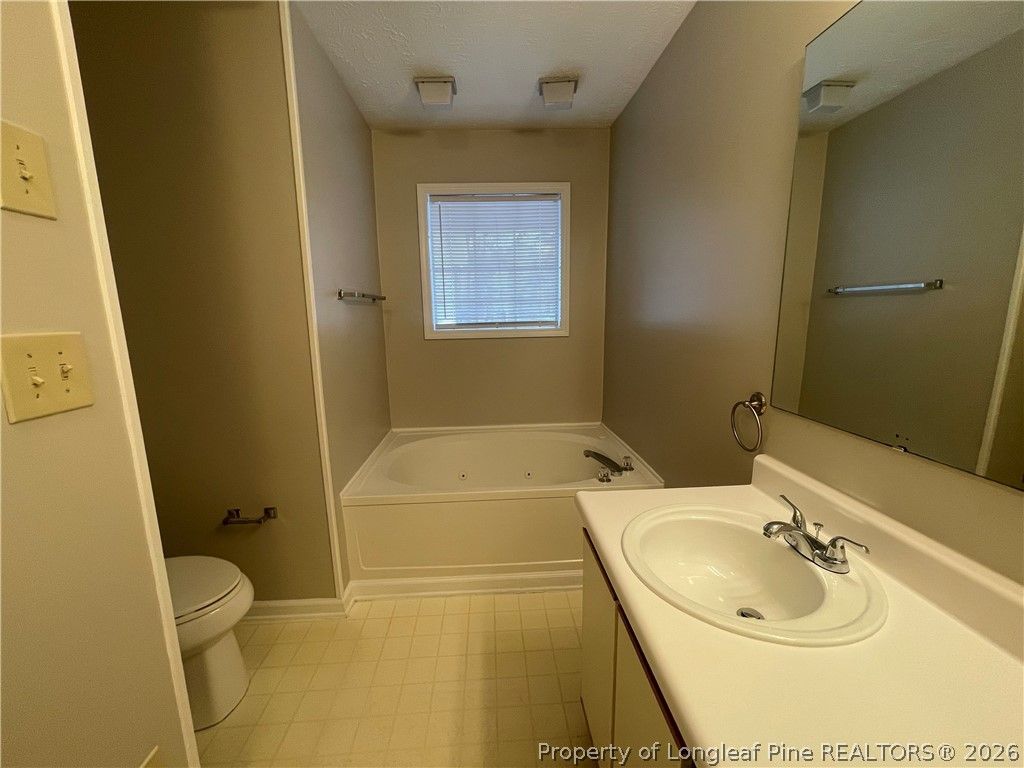 241 Waterdown Drive 12, Fayetteville, NC 28314 — photo 16