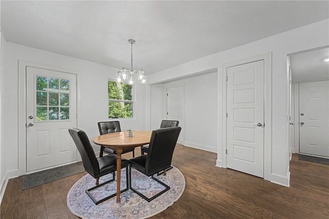 4 Evesham Lane, Bella Vista, AR 72714