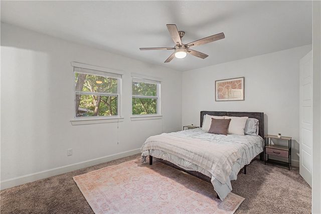 4 Evesham Lane, Bella Vista, AR 72714