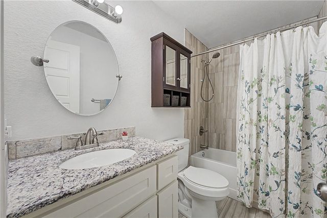 4 Evesham Lane, Bella Vista, AR 72714