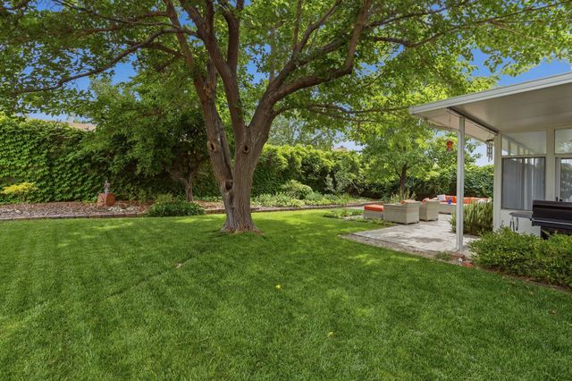 6804 Beck Drive NE, Albuquerque, NM 87109