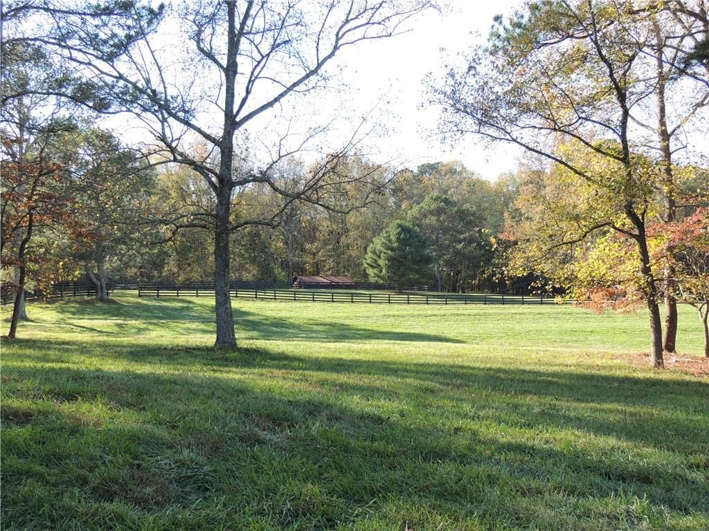 Image 25 of property listing at 12950 New Providence Road, Milton, GA 30004