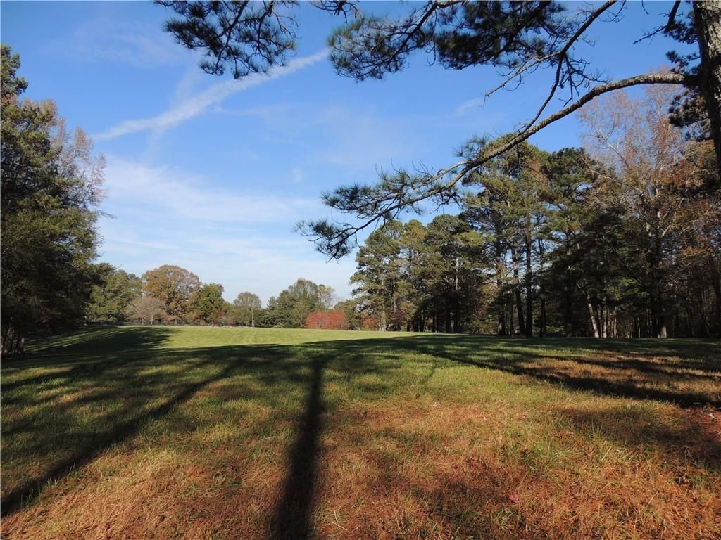 Image 44 of property listing at 12950 New Providence Road, Milton, GA 30004