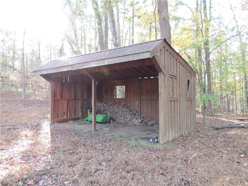 Image 54 of property listing at 12950 New Providence Road, Milton, GA 30004