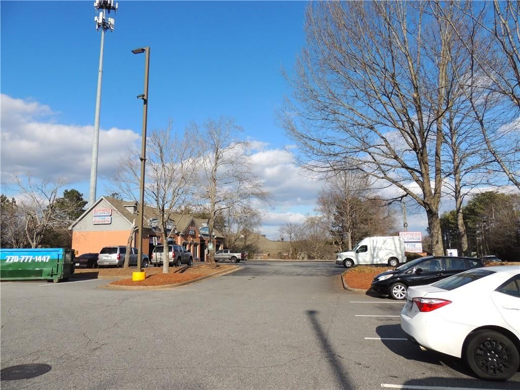 Image 83 of property listing at 12950 New Providence Road, Milton, GA 30004
