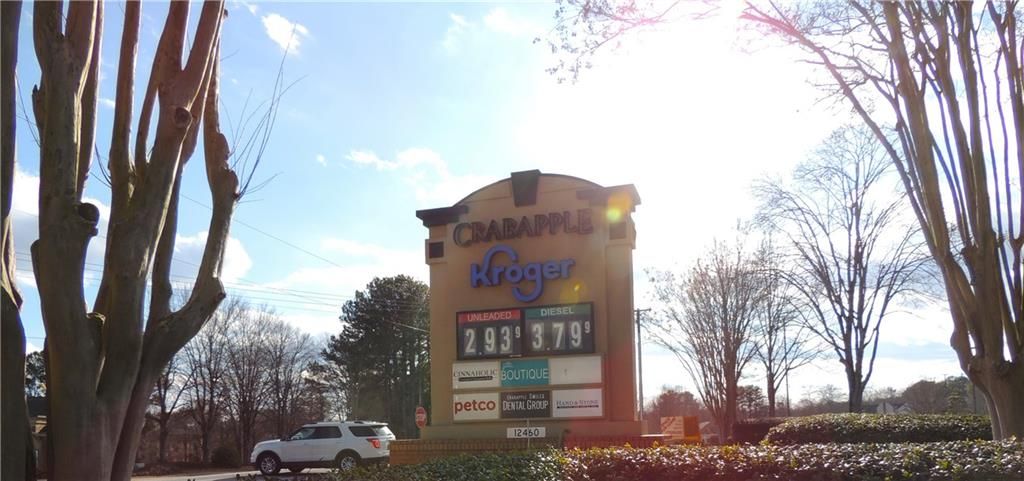 Image 84 of property listing at 12950 New Providence Road, Milton, GA 30004