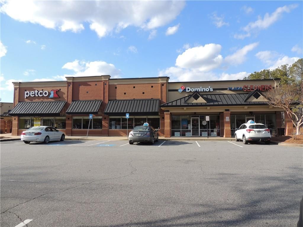 Image 85 of property listing at 12950 New Providence Road, Milton, GA 30004