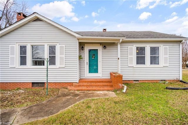 165 Lakeview Church Road, Linwood, NC 27299