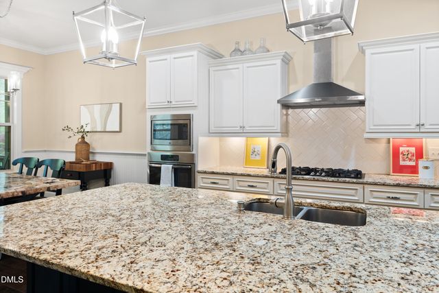 1021 Hawk Hollow Lane, Wake Forest, NC 27587