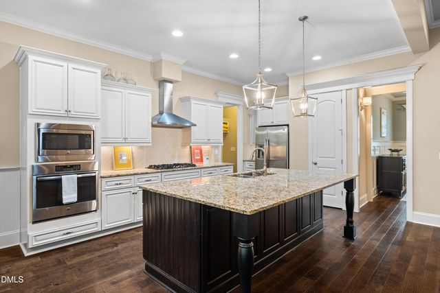 1021 Hawk Hollow Lane, Wake Forest, NC 27587