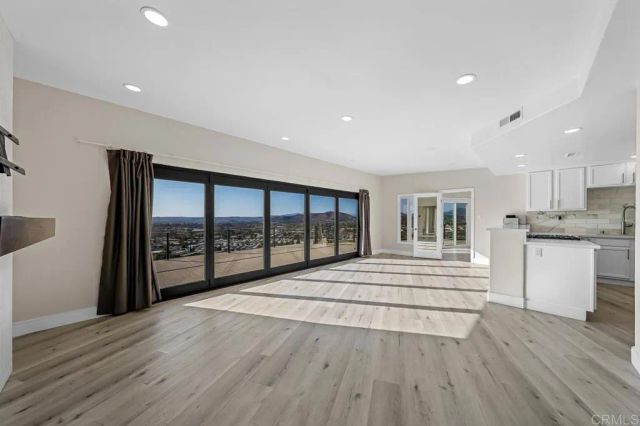 1110 Monterey Drive, El Cajon, CA 92020
