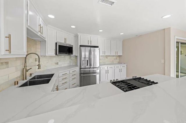 1110 Monterey Drive, El Cajon, CA 92020