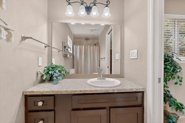 3709 Piermont Drive NE, Albuquerque, NM 87111