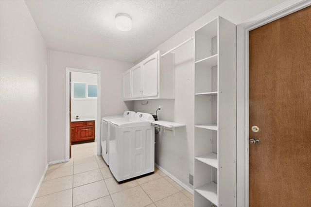 3709 Piermont Drive NE, Albuquerque, NM 87111