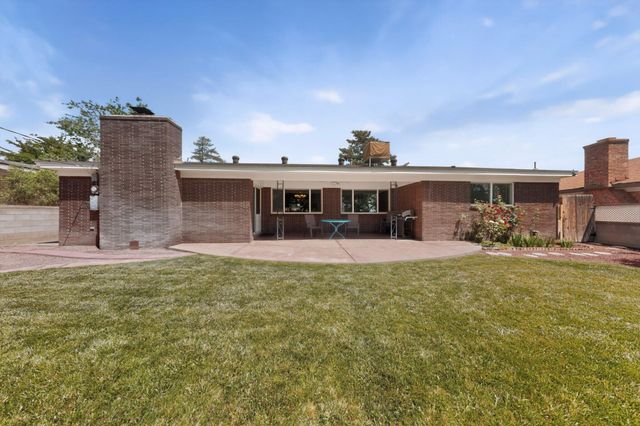 3709 Piermont Drive NE, Albuquerque, NM 87111