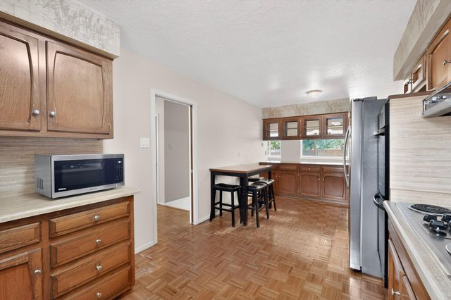 3709 Piermont Drive NE, Albuquerque, NM 87111
