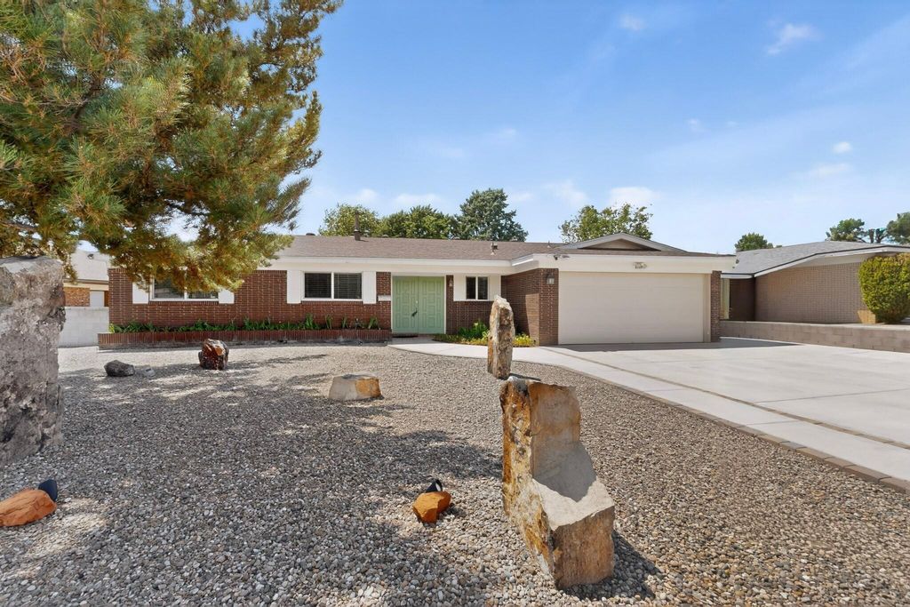 3709 Piermont Drive NE, Albuquerque, NM 87111