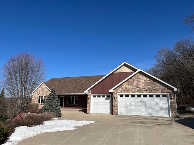 9200 County Road 3 NW, Oronoco, MN 55960