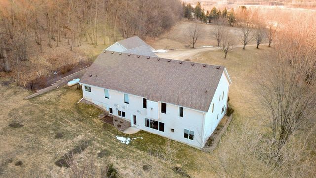 9200 County Road 3 NW, Oronoco, MN 55960