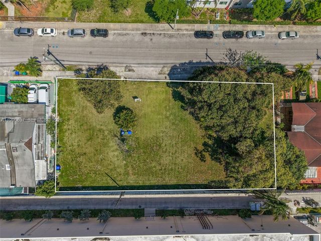 1000 SW 30th Avenue, Miami, FL 33135