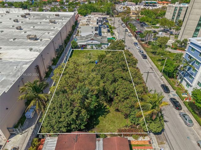 1000 SW 30th Avenue, Miami, FL 33135