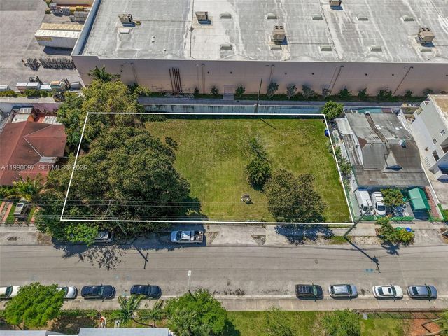 1000 SW 30th Avenue, Miami, FL 33135