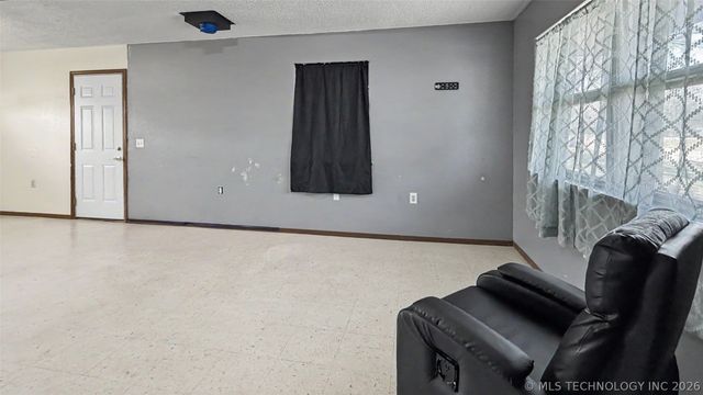 1017 Carla Avenue, Stilwell, OK 74960