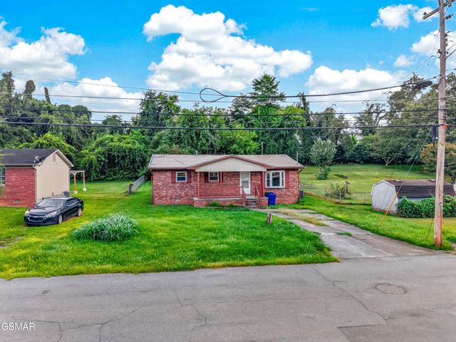 700 Center Street, Morristown, TN 37813