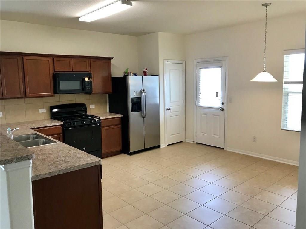 364 Westminster DR, Kyle, TX 78640