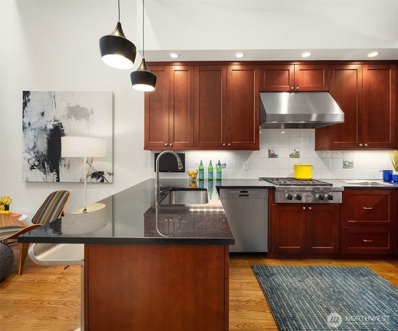 1419 McGilvra Boulevard E, Seattle, WA 98112