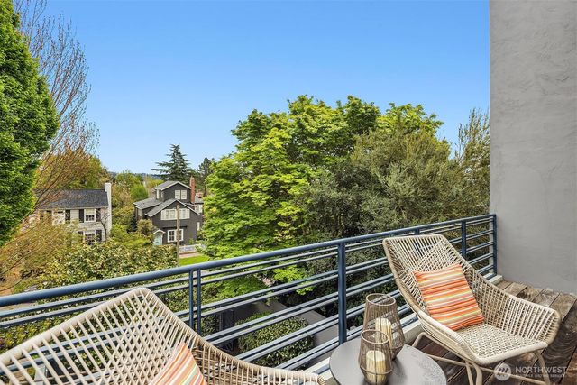 1419 McGilvra Boulevard E, Seattle, WA 98112